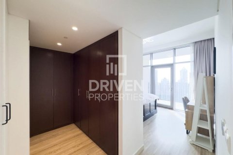 Apartamento en BLVD Crescent, Downtown Dubai (Downtown Burj Dubai), Dubai, 2 dormitorios, 131.09 m², № 126865 - foto 17