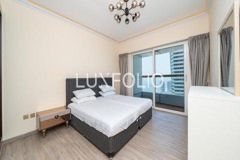 Apartment in Dubai Marina, Dubai 4 bedrooms, 295 sq.m. № 45424 - photo 13