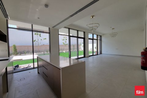 Villa en Al Furjan, Dubai, 4 dormitorios, 589.9 m², № 48956 - foto 24