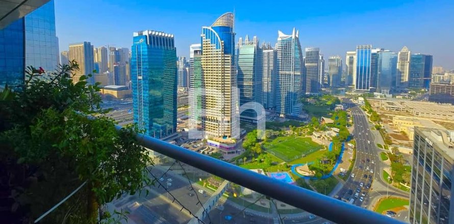 Квартира в Джумейра Лейк Тауэрс, Дубай, 2 спальни, 118м², № 58632