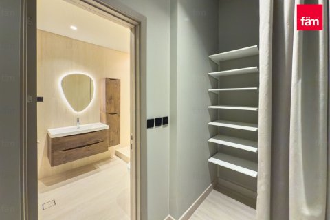 Apartment in Dubai 1 bedroom, 80 sq.m. № 18422 - photo 17