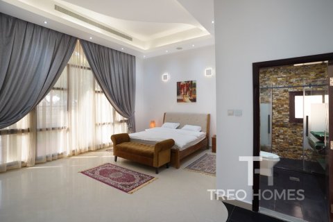 Villa à Emirates Hills, Dubai, 7 chambres, 1724 m², № 13462 - photo 17