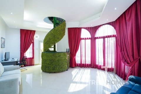 Villa à Emirates Hills, Dubai, 7 chambres, 1724 m², № 13462 - photo 14