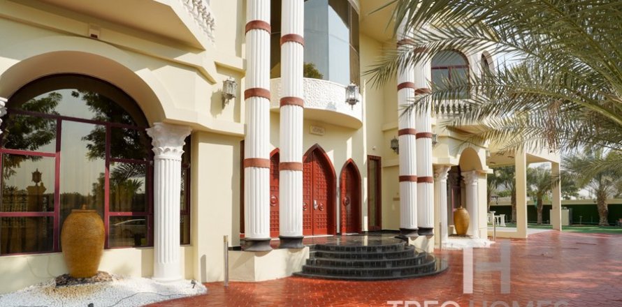 Villa à Emirates Hills, Dubai, 7 chambres, 1724 m², № 13462