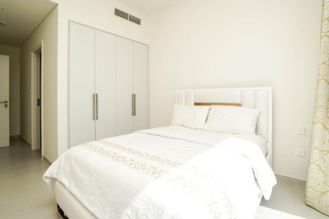 Villa in Dubai South (Dubai World Central), Dubai 3 bedrooms, 141 sq.m. № 110678 - photo 15