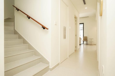 Villa in Dubai South (Dubai World Central), Dubai 3 bedrooms, 141 sq.m. № 110678 - photo 24