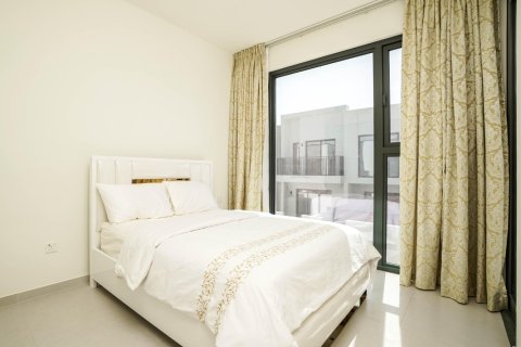 Villa in Dubai South (Dubai World Central), Dubai 3 bedrooms, 141 sq.m. № 110678 - photo 23