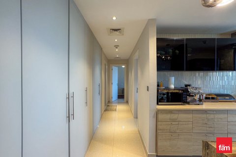 Apartment in Dubai 2 bedrooms, 121.4 sq.m. № 110688 - photo 9