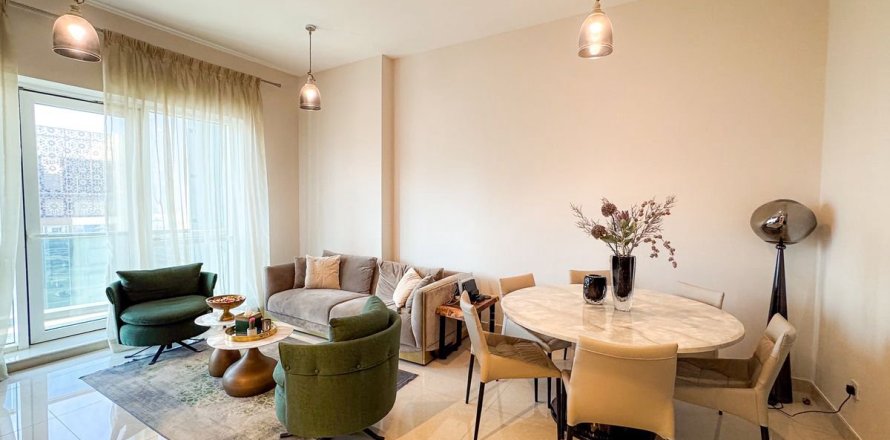 Apartment in Dubai 2 bedrooms, 121.4 sq.m. № 110688