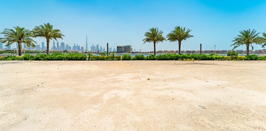 Land in Jumeirah, Dubai 906.3 sq.m. № 5961