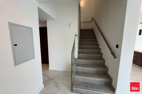 Townhouse in Dubai 4 bedrooms, 288 sq.m. № 114529 - photo 13
