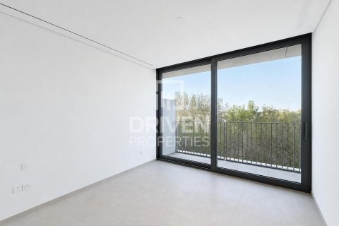Apartment in Jumeirah, Dubai 4 bedrooms, 275.83 sq.m. № 126823 - photo 8