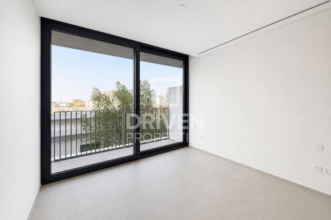 Apartment in Jumeirah, Dubai 4 bedrooms, 275.83 sq.m. № 126823 - photo 7