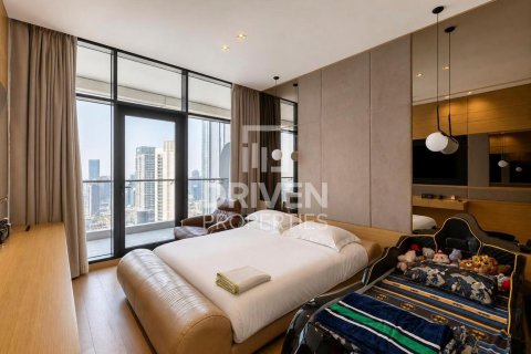Apartment in Downtown Dubai (Downtown Burj Dubai), Dubai 3 bedrooms, 226.96 sq.m. № 126833 - photo 3