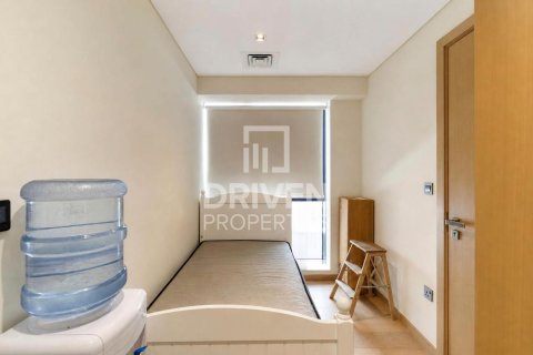 Apartment in Downtown Dubai (Downtown Burj Dubai), Dubai 3 bedrooms, 226.96 sq.m. № 126833 - photo 13