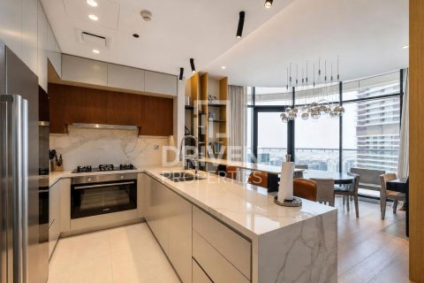 Apartment in Downtown Dubai (Downtown Burj Dubai), Dubai 3 bedrooms, 226.96 sq.m. № 126833 - photo 16