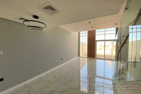 Villa in Dubai 2 bedrooms, 127.8 sq.m. № 9999 - photo 1