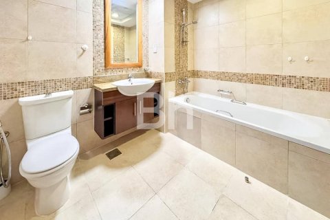 Apartment in The Views, Dubai 1 bedroom, 68 sq.m. № 56584 - photo 20