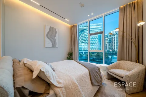 Apartment in Palm Jumeirah, Dubai 2 bedrooms, 159 sq.m. № 70095 - photo 5