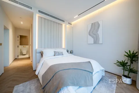 Apartment in Palm Jumeirah, Dubai 2 bedrooms, 159 sq.m. № 70095 - photo 9