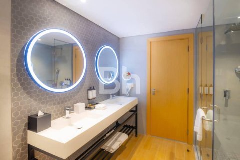 Apartment in Jumeirah Village Triangle, Dubai 3 bedrooms, 316 sq.m. № 23304 - photo 10
