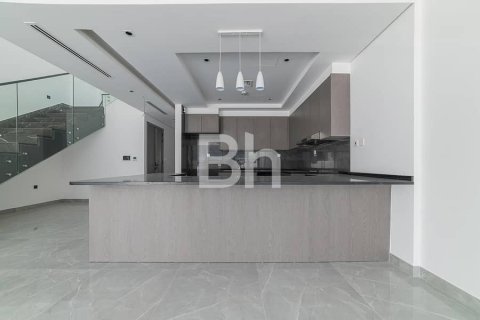 Townhouse in Al Furjan, Dubai 5 bedrooms, 301 sq.m. № 23305 - photo 1