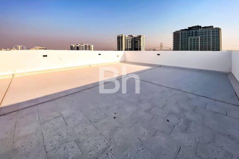 Townhouse in Al Furjan, Dubai 5 bedrooms, 301 sq.m. № 23305 - photo 2