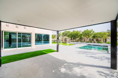 Villa en Jumeirah Village Triangle, Dubai, 4 dormitorios, 289 m², № 23323 - foto 18