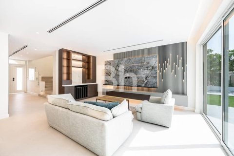 Villa en Jumeirah Village Triangle, Dubai, 4 dormitorios, 289 m², № 23323 - foto 9