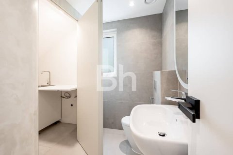 Villa en Jumeirah Village Triangle, Dubai, 4 dormitorios, 289 m², № 23323 - foto 2