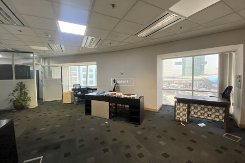 Office in Sheikh Zayed Road, Dubai 149.6 sq.m. № 49196 - photo 1