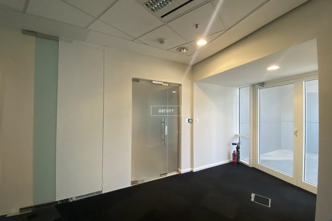 Office in Sheikh Zayed Road, Dubai 149.6 sq.m. № 49196 - photo 6