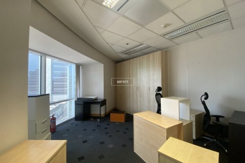 Office in Sheikh Zayed Road, Dubai 149.6 sq.m. № 49196 - photo 3