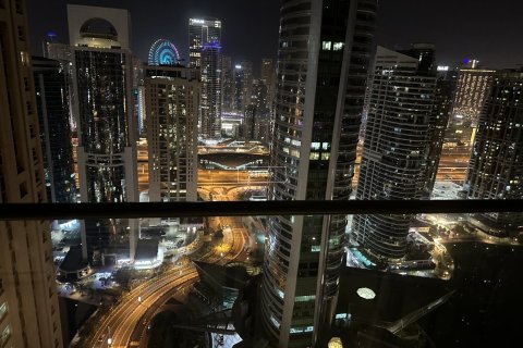 Apartment in Jumeirah Lake Towers, Dubai 2 bedrooms, 120.5 sq.m. № 49197 - photo 17