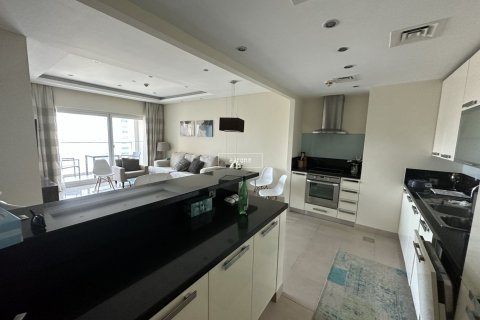 Apartment in Jumeirah Lake Towers, Dubai 2 bedrooms, 120.5 sq.m. № 49197 - photo 3