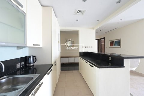 Apartamento en Jumeirah Lake Towers, Dubai, 2 dormitorios, 120.5 m², № 49197 - foto 9