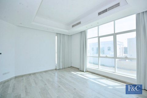Снять в аренду виллу в Al Quoz, Дубай: 5 спален, 924м², № 103782 - фото 2