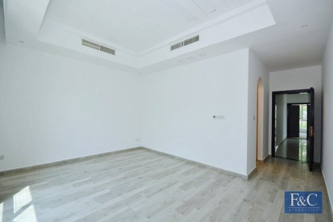 Снять в аренду виллу в Al Quoz, Дубай: 5 спален, 924м², № 103782 - фото 12