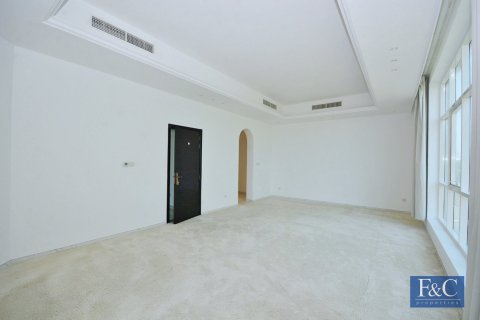 Снять в аренду виллу в Al Quoz, Дубай: 5 спален, 924м², № 103782 - фото 17