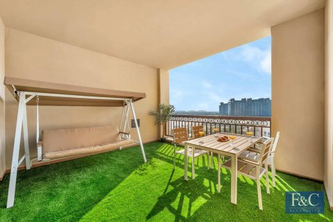 Apartment in The Fairmont Palm Residence South, Palm Jumeirah, Dubai 2 bedrooms, 161 sq.m. № 103778 - photo 8