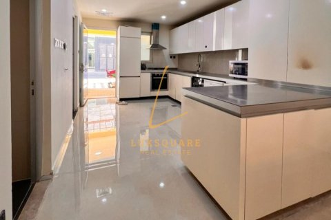 Villa en Jumeirah Village Circle, Dubai, 4 dormitorios, 148 m², № 83391 - foto 7