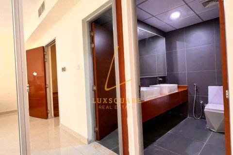 Villa en Jumeirah Village Circle, Dubai, 4 dormitorios, 148 m², № 83391 - foto 15