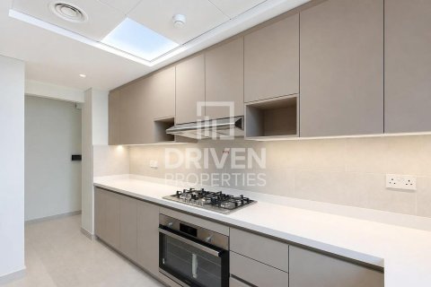 Apartment in Al Furjan, Dubai 3 bedrooms, 142.98 sq.m. № 135748 - photo 23