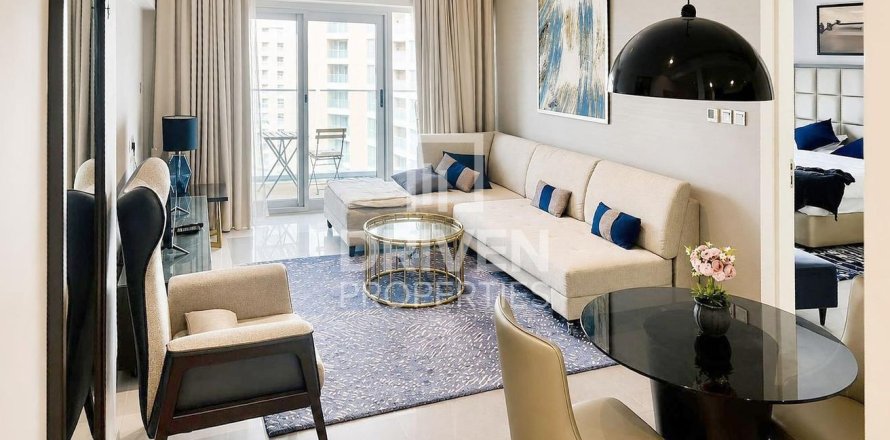 Apartment in DAMAC Majestine, Business Bay, Dubai 1 bedroom, 83.33 sq.m. № 135746