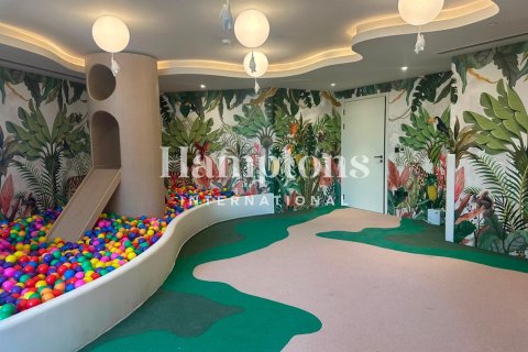 Apartment in Marasi Business Bay, Business Bay, Dubai 1 bedroom, 66.7044 sq.m. № 135010