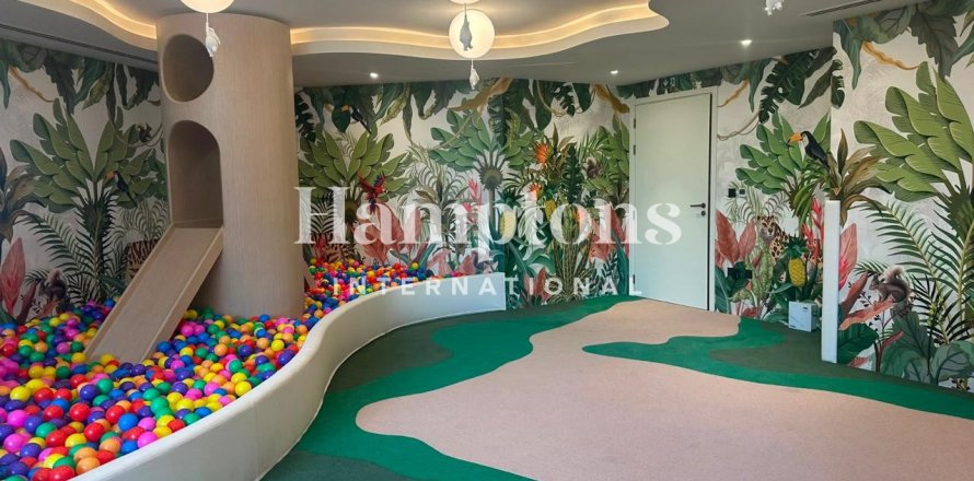Apartment in Marasi Business Bay, Business Bay, Dubai 1 bedroom, 66.7044 sq.m. № 135010