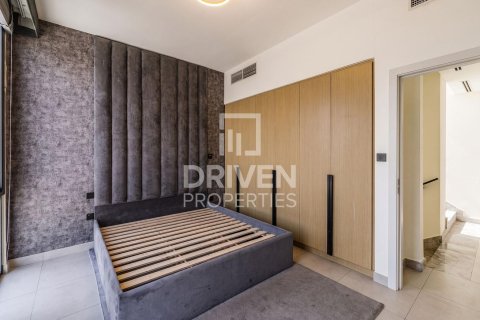 Снять в аренду виллу в Golf Grove, Дубай Хилс Эстейт, Дубай: 3 спальни, 394.19м², № 127784 - фото 13