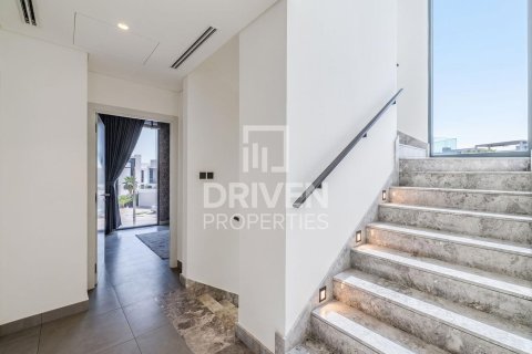 Снять в аренду виллу в Golf Grove, Дубай Хилс Эстейт, Дубай: 3 спальни, 394.19м², № 127784 - фото 17