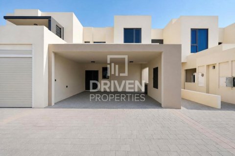 Townhouse in Maple at Dubai Hills Estate, Dubai Hills Estate, Dubai 4 bedrooms, 201.79 sq.m. № 127786 - photo 20