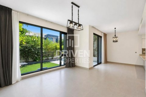 Townhouse in Maple at Dubai Hills Estate, Dubai Hills Estate, Dubai 4 bedrooms, 201.79 sq.m. № 127786 - photo 5